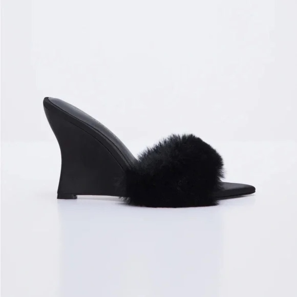 Sophisticated Black Fur-Accent Wedges NWT